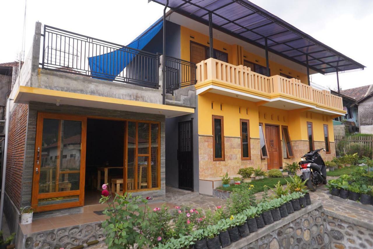 Homestay Lereng 布罗莫 外观 照片